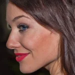 Hoe herken je een narcist: 8 zinnen die een narcistische vrouw onthullen? hoe-herken-je-een-narcist-8-zinnen-die-een-narcistische.webp.webp