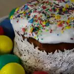 Waarom barst en brokkelt het glazuur op de cakejes, ook al hebben we alles volgens het recept gedaan? waarom-barst-en-brokkelt-het-glazuur-op-de-cakejes-ook.jpg