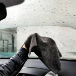 Wat is de beste manier om het glas in het interieur van de auto schoon te maken: beproefde methoden van grootvader wat-is-de-beste-manier-om-het-glas-in-het.webp.webp